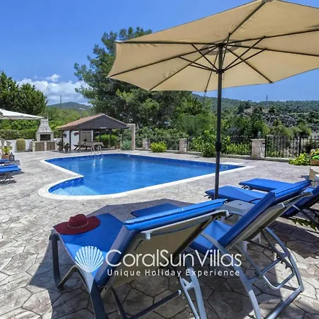 Paradise 413 By Coral Sun Villa