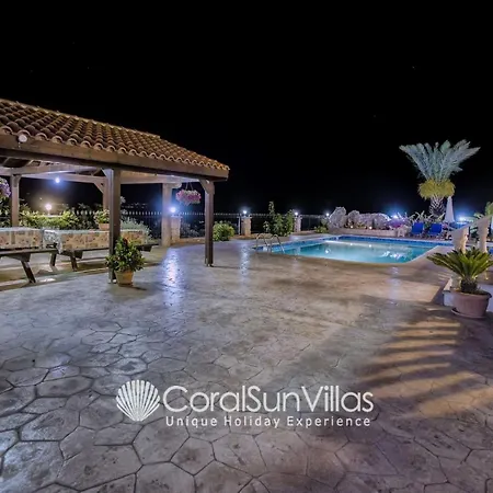 Villa Paradise 413 By Coral Sun *